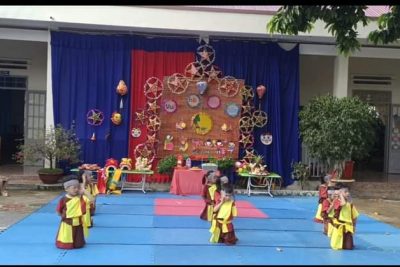 Trường Mầm non Tuổi Thơ tổ chức nhiều hoạt động vui Tết Trung thu cho trẻ em